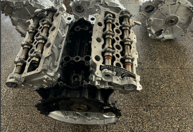 LAND ROVER DISCOVERY 4 3.0 DIESEL 306DT ENGINE SUPPLIED AND FITTED